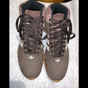 Men’s Old School Hightop Goodyear Adidas